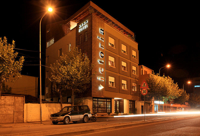 Hotel Victoria Tirana Exterior photo